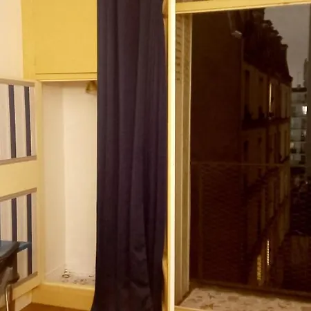 1 Chambre Arena - La Chapelle Paris Exterior photo